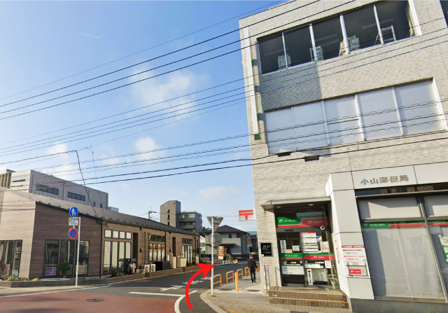 ⑦郵便局を過ぎたら右に曲がってください